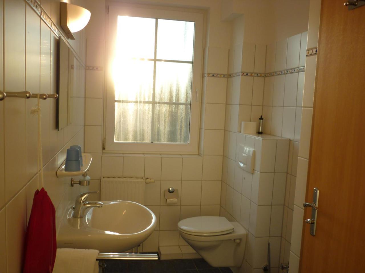 Pension Zum Leuchtturm 巴斯托夫 外观 照片